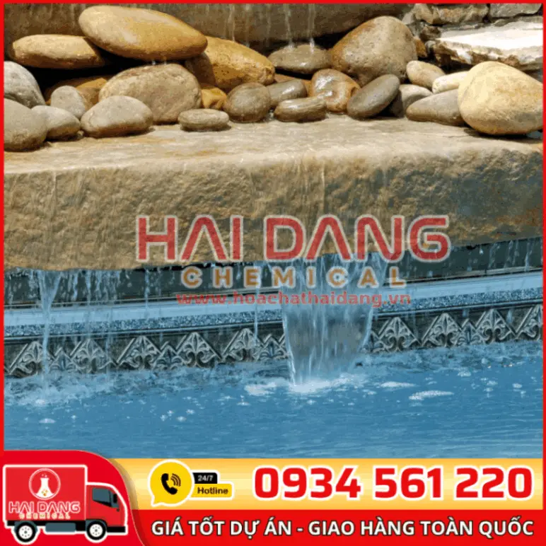 Thác Nước Nghệ Thuật Cho Hồ Bơi Thiết Kế Sang Trọng