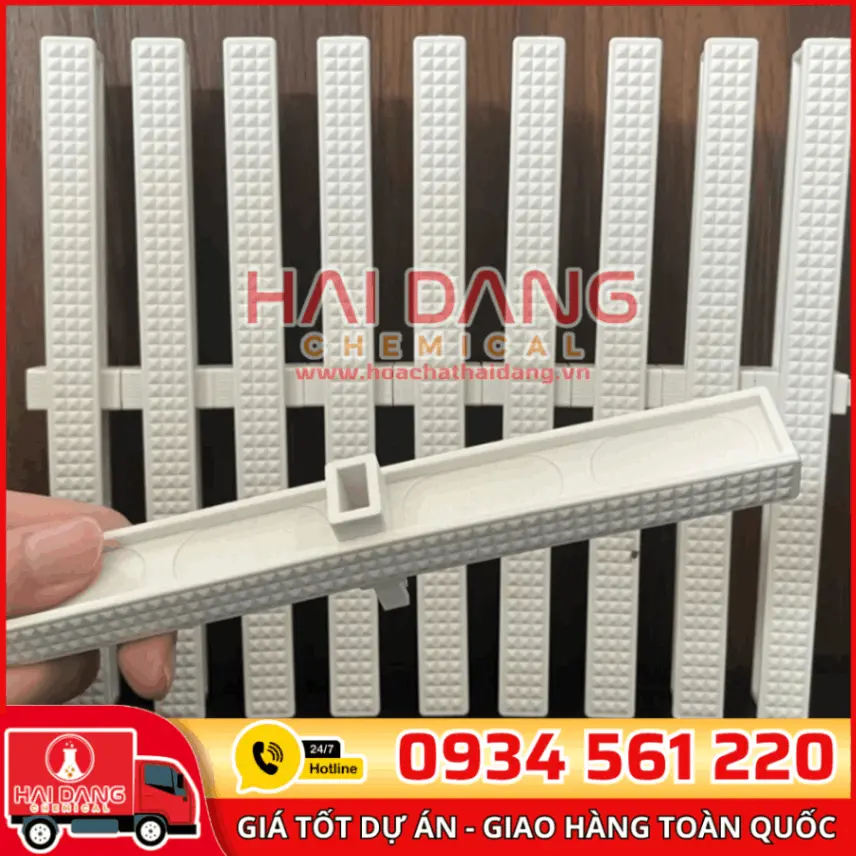 Thanh Chắn Máng Tràn Bể Bơi – Nhựa ABS Bền, Chống Trơn Trượt
