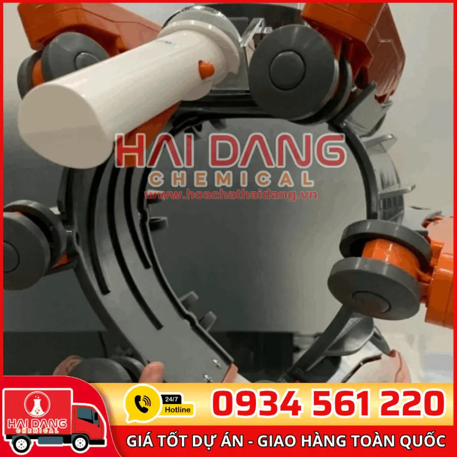 Bàn Hút Đáy Emaux CE316 – 12 Bánh Xoay 360° Dễ Dàng Vệ Sinh